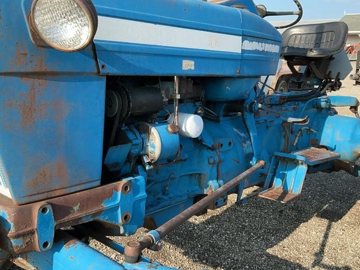 ford-4000-image-13