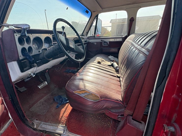 #88-•-#25032-•-1983-gmc-c/k-4x4-t/a-crew-cab-4x4-work-bed-truck-vin:-1gdjk33w0ds511665-image-38