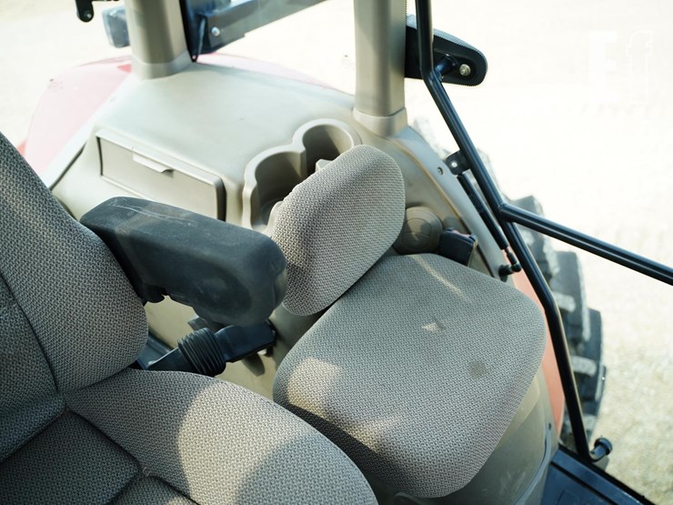 2012-case-ih-magnum-290-image-40