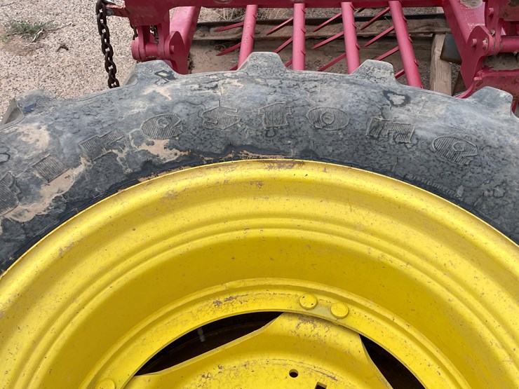 deere-tires-image-5
