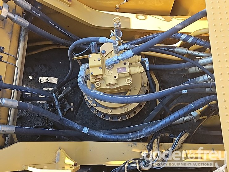 2019-caterpillar-336-image-50