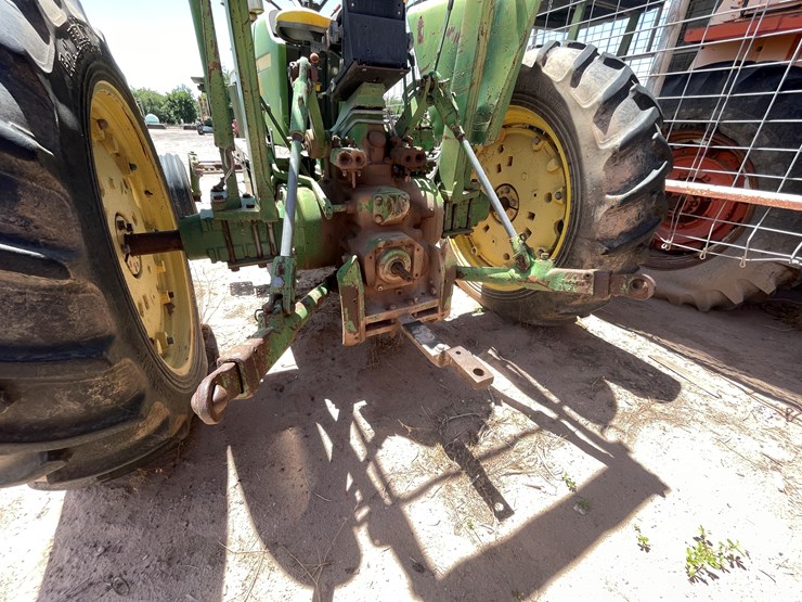 john-deere-2940-image-16