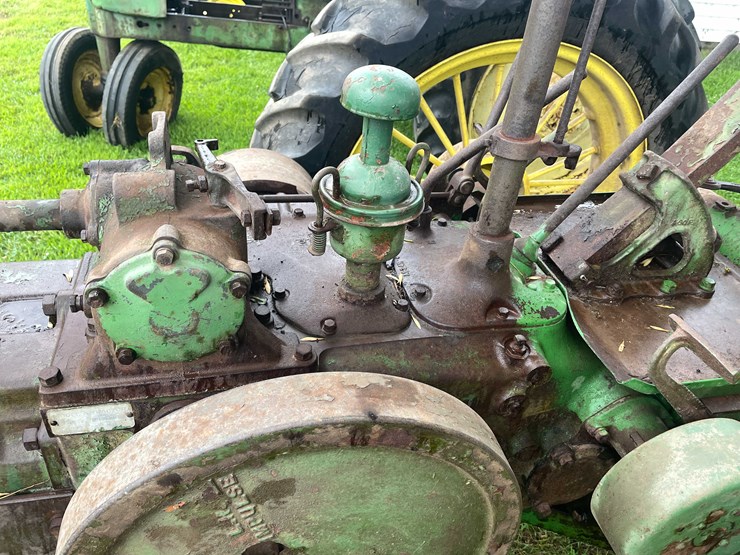 #6676-•-john-deere-parts-tractor-image-15