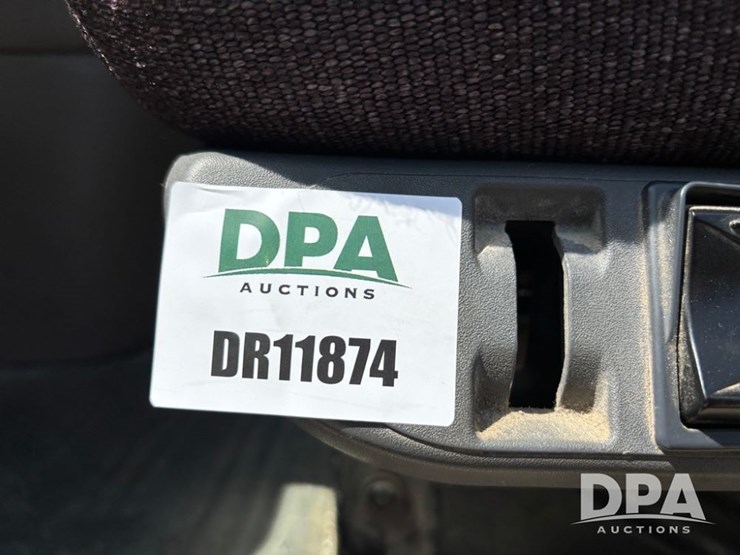 2013-freightliner-truck-(dr11874-unit-771)-image-78