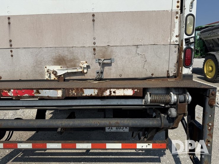 2012-freightliner-business-class-m2-van-truck-(pz13752,-unit-129)-image-7