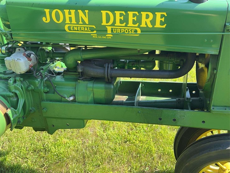 john-deere-model-b-image-25