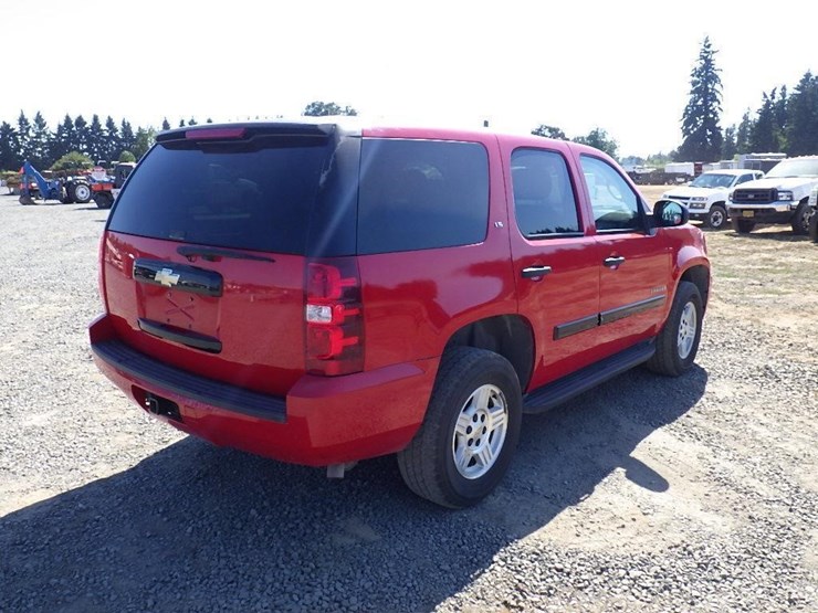 2007-chevrolet-tahoe-image-4
