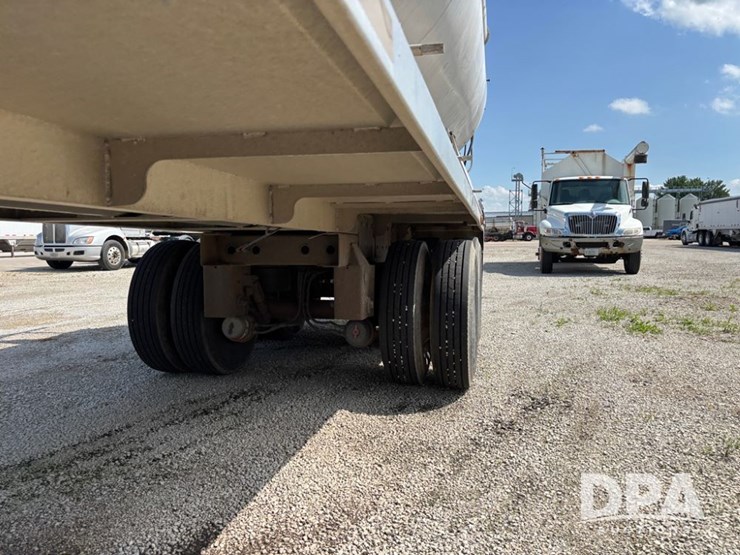 2011-midwest-feed-trailer-(dr11876-unit-6005)-image-27
