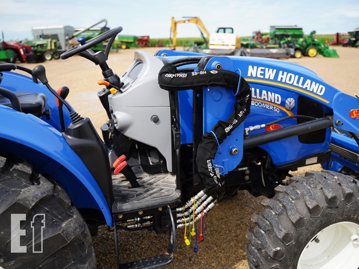 2022-new-holland-boomer-50-image-20