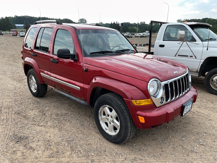 2006-jeep-liberty-image-3