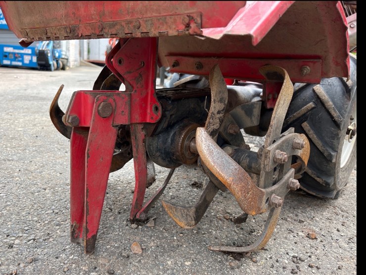 troy-bilt-super-bronco-image-5
