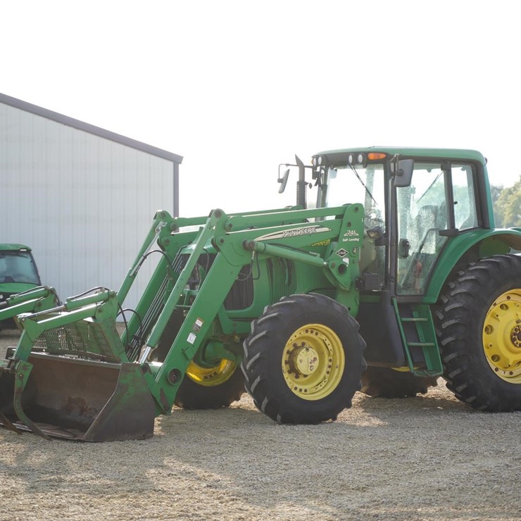 2002 JOHN DEERE 7420