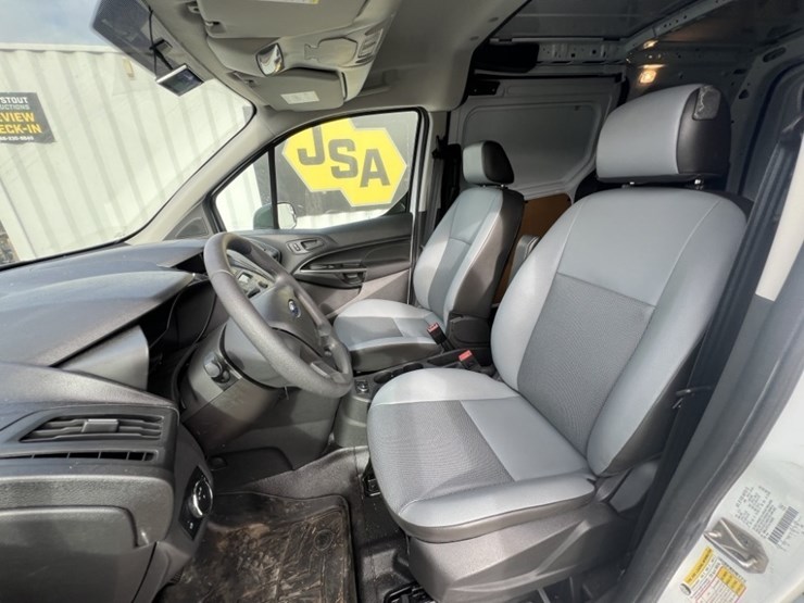2018-ford-transit-connect-image-24