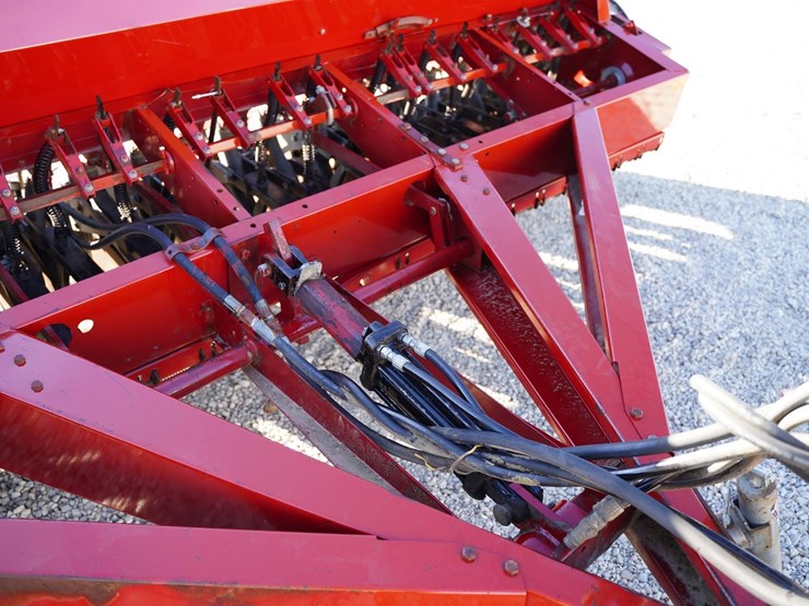 case-ih-5300-image-10