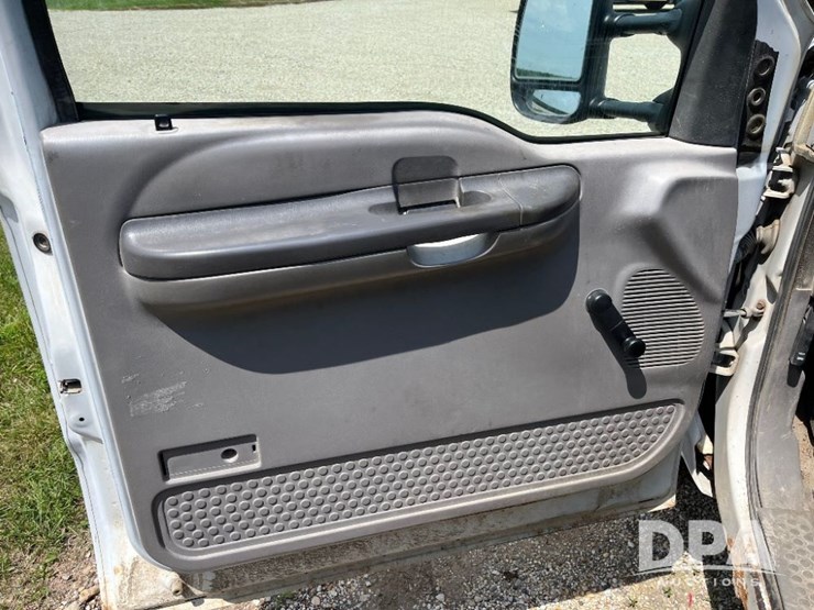 2000-ford-f350-image-54