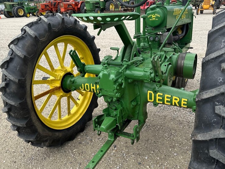 john-deere-b-image-7