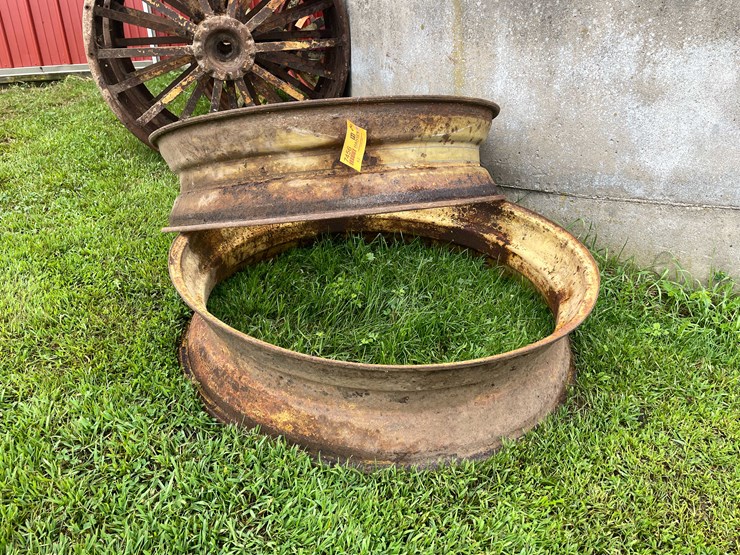#7456-•-pair-of-tractor-tire-rims-image-2