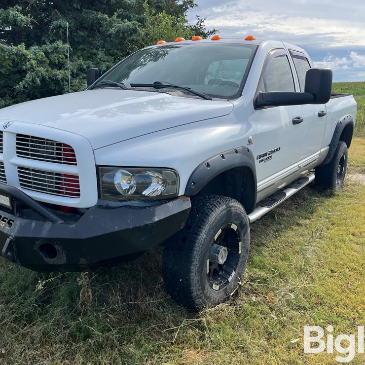 2005 DODGE 2500