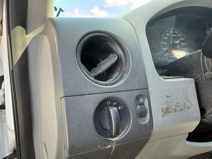 2004-ford-f150-image-36