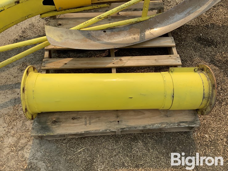 john-deere-5830-image-17