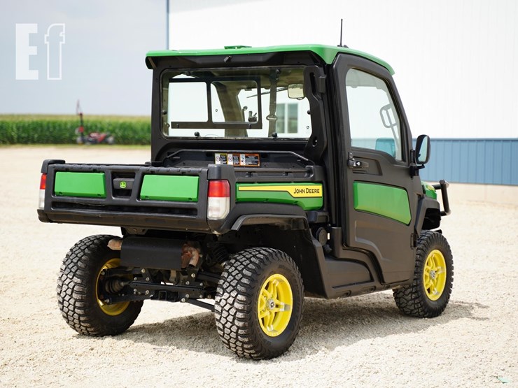 2023-john-deere-gator-xuv-835r-image-5