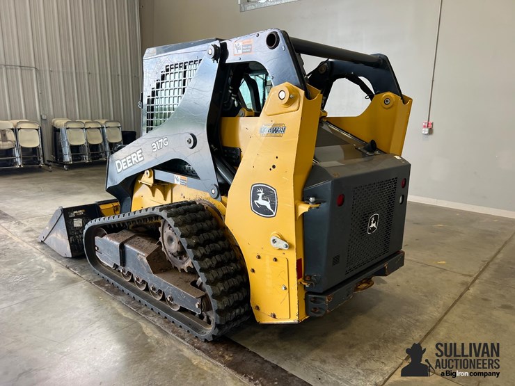 2018-deere-317g-image-7