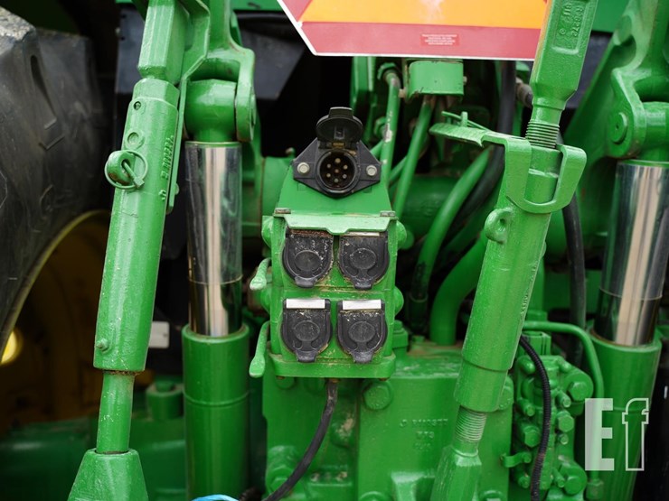 john-deere-7410-image-25