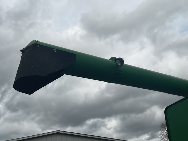 2018-john-deere-7720-titan-ii-image-8