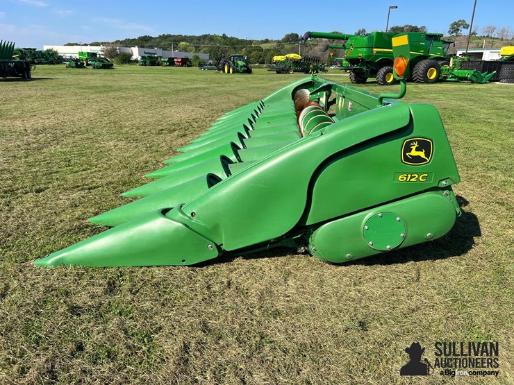 2017-john-deere-612c-image-8