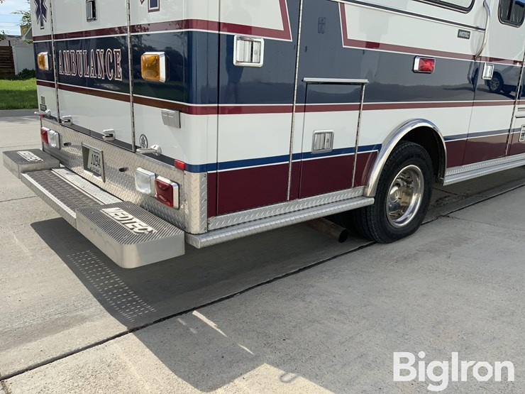 2003-ford-e450-image-14
