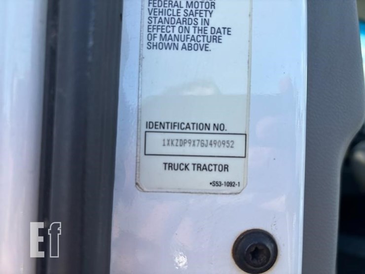 2016-kenworth-t880-image-5