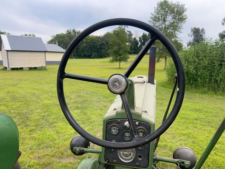 1958-john-deere-520-image-46