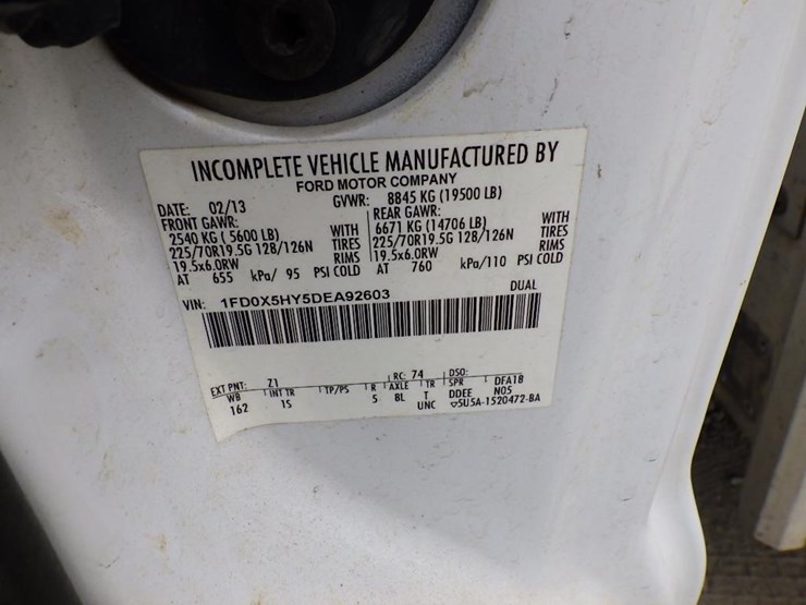 2013-ford-f550-image-34