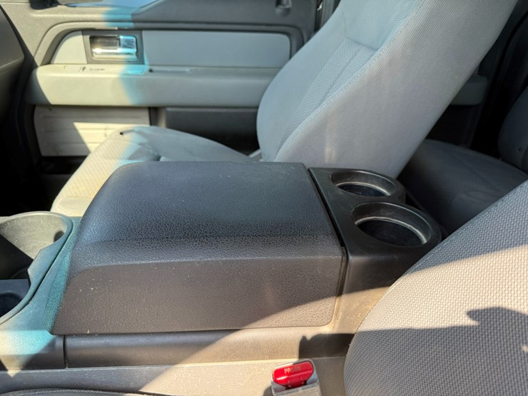2014-ford-f150-image-36