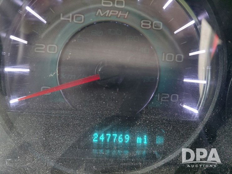2012-ford-fusion-(pz13777)-image-8