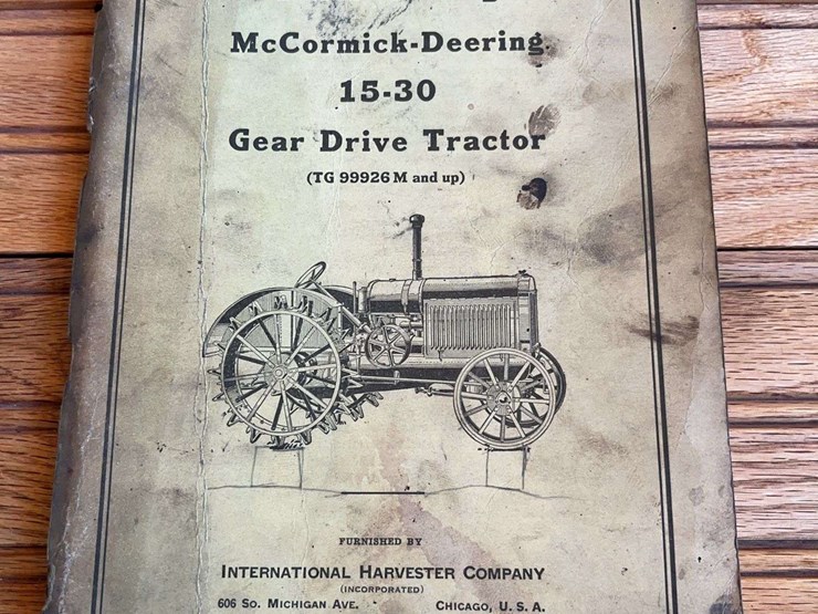 (2)-mccormick-deering-10-20-+-15-30-tractor-parts-catalogs-image-4