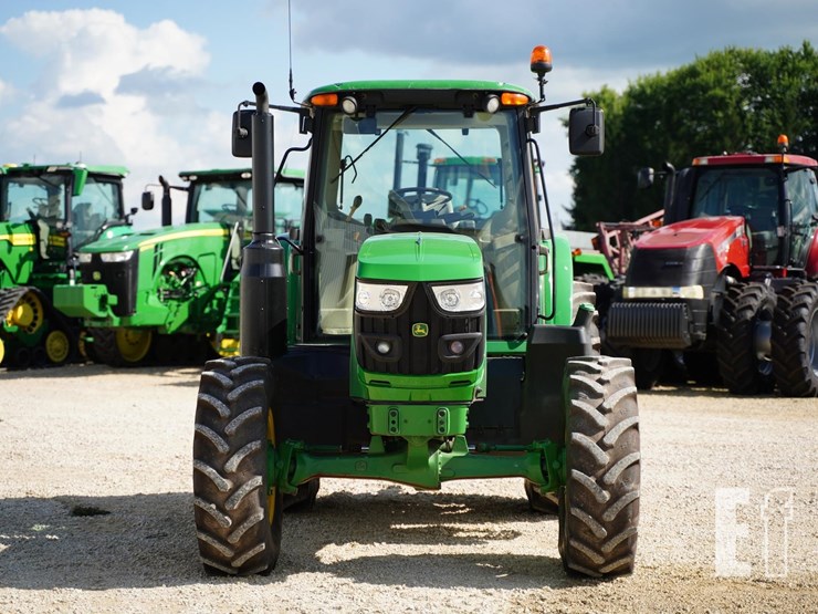 2018-john-deere-6120m-image-2