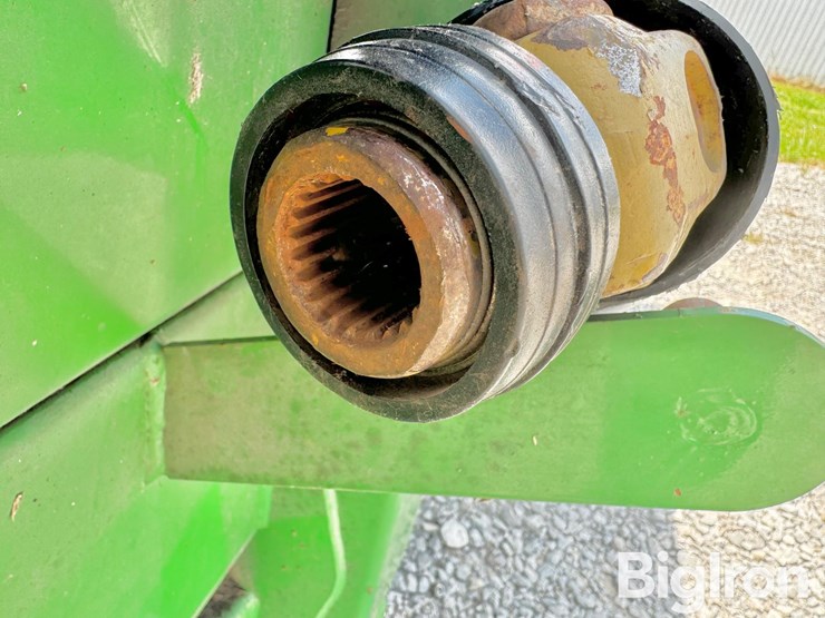 2010-john-deere-608c-image-15