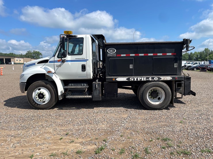 2006-international-durastar-4400-image-2