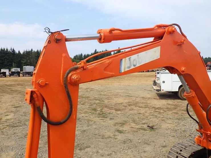 takeuchi-tb250-image-9