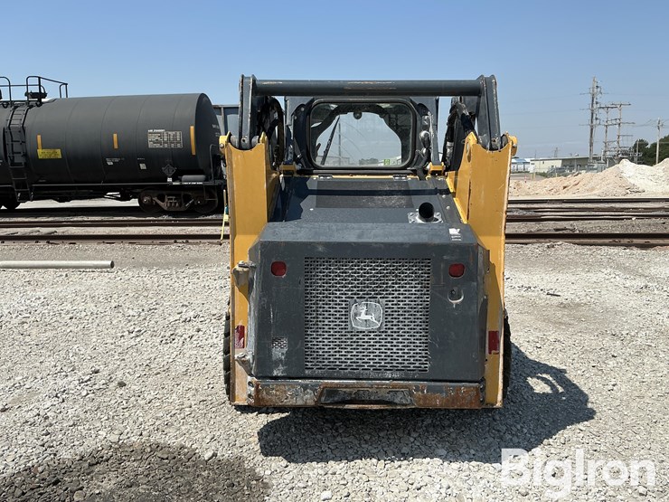 deere-318g-image-6