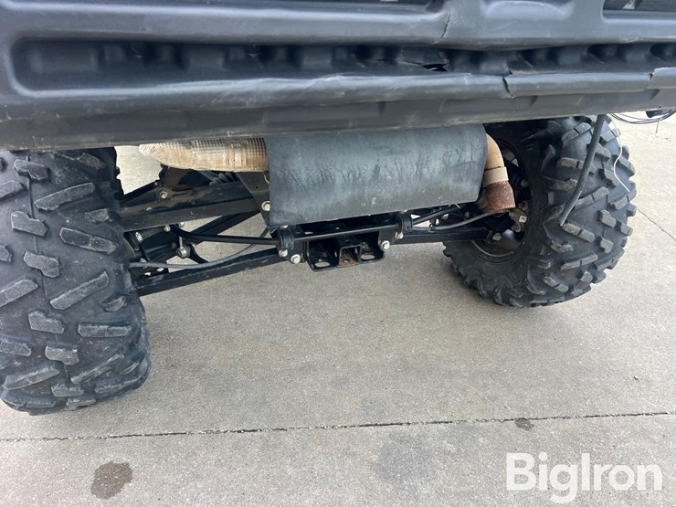 2017-john-deere-gator-image-13