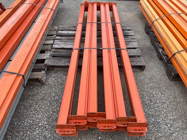 #8044-•-teardrop-pallet-racking-(o9)-image-1