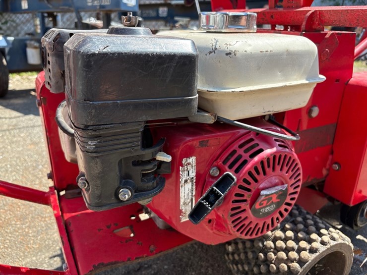 schiller-classen-hydro-drive-sod-cutter-image-4