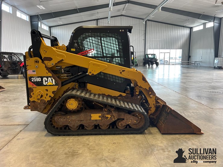 2014-caterpillar-259d-image-4