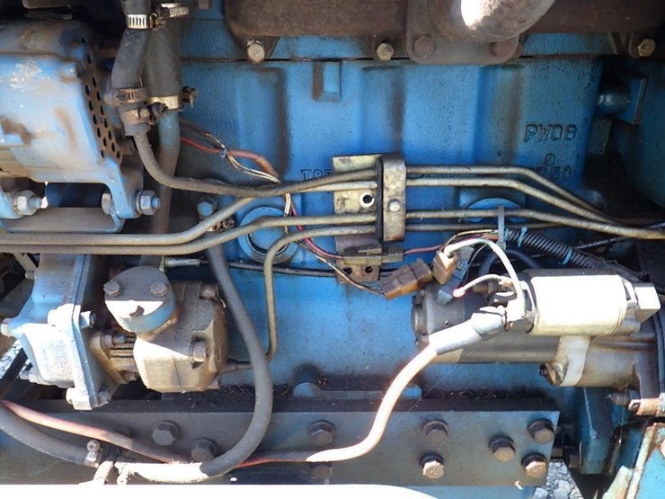 ford-2120-image-23