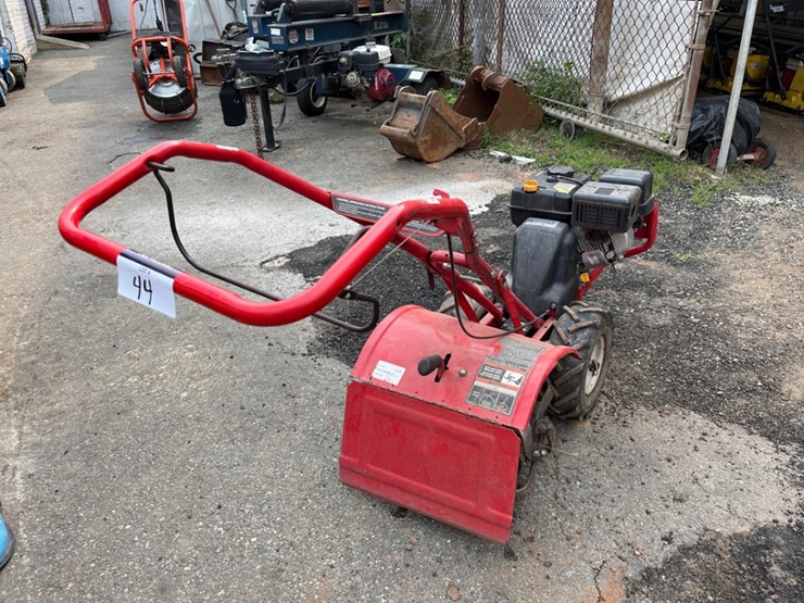 troy-bilt-super-bronco-image-4