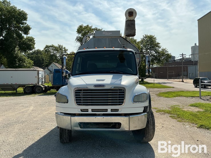 2006-freightliner-m106-t/a-bulk-feed-truck-image-2