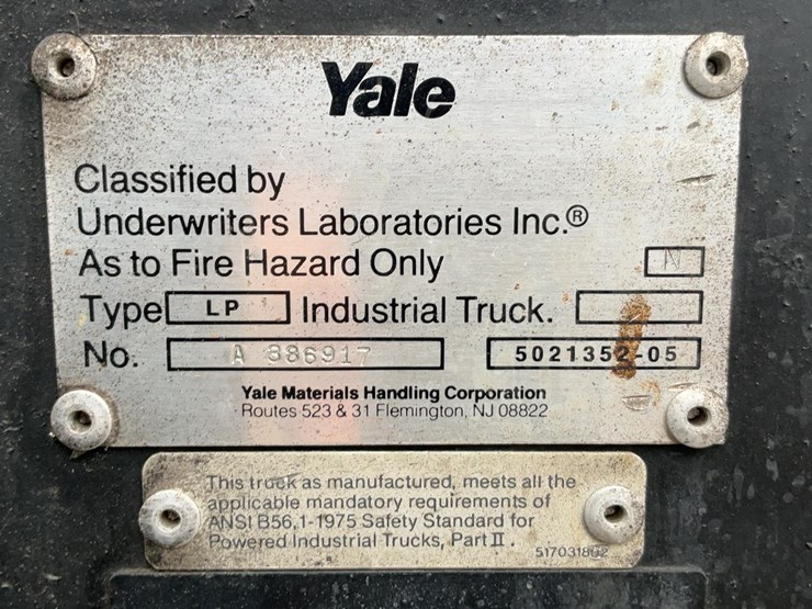 #1355-•-yale-forklift*-image-19