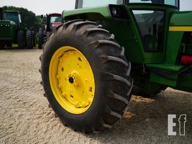 1974-john-deere-4430-image-25
